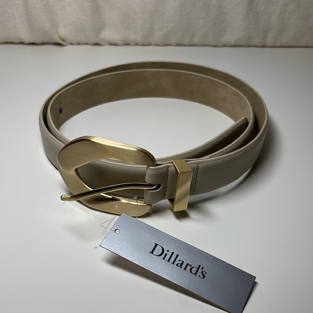Dillards White Belt With Gold Buckle | Sz XL | NWT - Picture 3 of 7